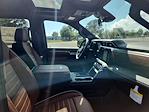 New 2025 GMC Sierra 2500 Denali Ultimate Crew Cab 4WD Pickup for sale #SF271573 - photo 8