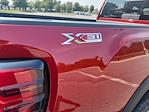 New 2025 GMC Sierra 2500 SLT Crew Cab 4WD Pickup for sale #SF366999 - photo 5