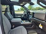 New 2025 GMC Sierra 2500 SLT Crew Cab 4WD Pickup for sale #SF367502 - photo 9