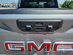New 2025 GMC Sierra 1500 SLT Crew Cab 4WD Pickup for sale #SG327573 - photo 9