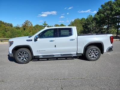 New 2026 GMC Sierra 1500 SLT Crew Cab for sale #TZ198381 - photo 2