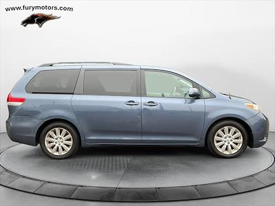 2014 Toyota Sienna AWD Minivan for sale #1G271B - photo 2