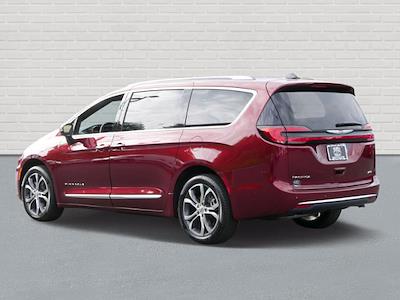2023 Chrysler Pacifica AWD Minivan for sale #Q12275 - photo 2
