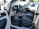 2023 Chrysler Pacifica FWD Minivan for sale #Q12306 - photo 4