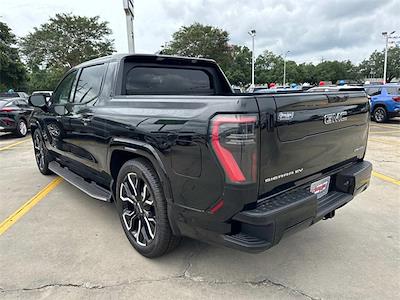 New 2025 GMC Sierra EV Denali Crew Cab 4WD Pickup for sale #25G5532 - photo 2