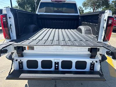 New 2025 GMC Sierra 2500 Denali Crew Cab 4WD Pickup for sale #25G5598 - photo 2