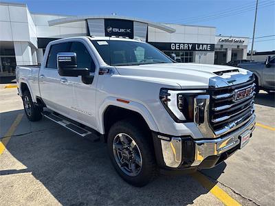 New 2025 GMC Sierra 2500 SLT Crew Cab 4WD Pickup for sale #25G5633 - photo 1