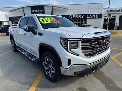 New 2025 GMC Sierra 1500 SLT Crew Cab 4WD Pickup for sale #25G5753 - photo 1