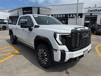 New 2025 GMC Sierra 2500 Denali Ultimate Crew Cab 4WD Pickup for sale #25G5814 - photo 1