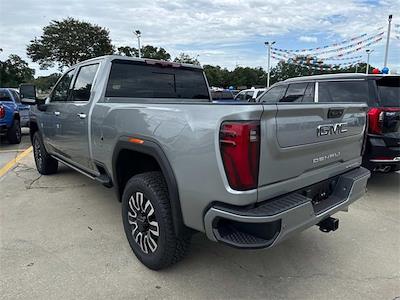 New 2025 GMC Sierra 2500 Denali Ultimate Crew Cab 4WD Pickup for sale #25G5994 - photo 2