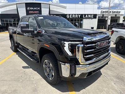 New 2025 GMC Sierra 2500 SLT Crew Cab 4WD Pickup for sale #25G6177 - photo 1