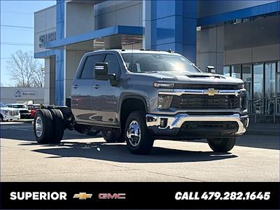 New 2026 Chevrolet Silverado 3500 Crew Cab Cab Chassis for sale #V219476 - photo 1
