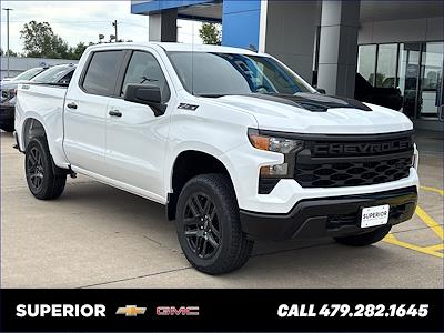New 2025 Chevrolet Silverado 1500 Custom Crew Cab 4WD Pickup for sale #V351353 - photo 1