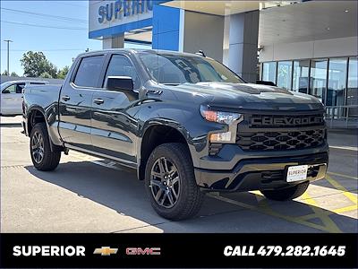 New 2025 Chevrolet Silverado 1500 Custom Crew Cab 4WD Pickup for sale #V353583 - photo 1