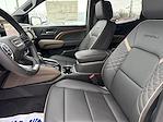 New 2026 GMC Canyon Denali Crew Cab for sale #V156795 - photo 4