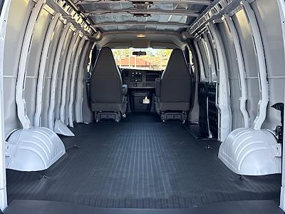New 2025 GMC Savana 2500 Empty Cargo Van for sale #V259800 - photo 2