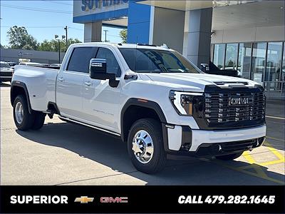New 2025 GMC Sierra 3500 Denali Ultimate Crew Cab 4WD Pickup for sale #V290902 - photo 1