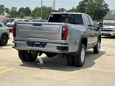 New 2025 GMC Sierra 3500 Denali Ultimate Crew Cab 4WD Pickup for sale #V291139 - photo 2