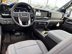 New 2025 GMC Sierra 2500 SLT Crew Cab 4WD Pickup for sale #V308974 - photo 19