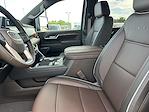 New 2025 GMC Sierra 2500 Denali Crew Cab 4WD Pickup for sale #V310602 - photo 5