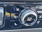 New 2025 GMC Sierra 2500 SLT Crew Cab 4WD Pickup for sale #V313042 - photo 39