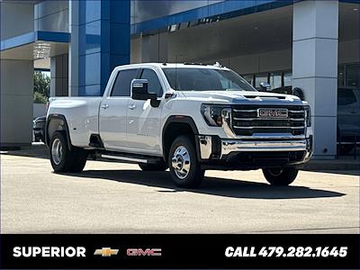 New 2025 GMC Sierra 3500 SLT Crew Cab 4WD Pickup for sale #V322982 - photo 1