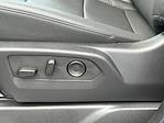 New 2025 GMC Sierra 2500 SLT Crew Cab 4WD Pickup for sale #V325057 - photo 16