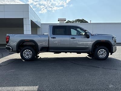 New 2025 GMC Sierra 2500 Pro Crew Cab 4WD Pickup for sale #V359167 - photo 2
