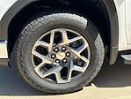 New 2025 GMC Sierra 1500 SLT Crew Cab 4WD Pickup for sale #VV366561 - photo 16