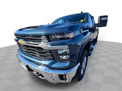 New 2026 Chevrolet Silverado 3500 LT Crew Cab 4WD Pickup for sale #N260258 - photo 1