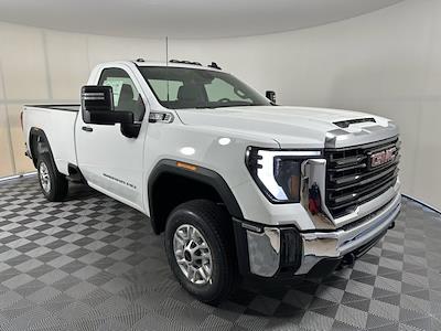 New 2025 GMC Sierra 2500 Pro Regular Cab 4WD Pickup for sale #625257 - photo 1