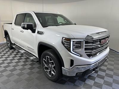 New 2025 GMC Sierra 1500 SLT Crew Cab 4WD Pickup for sale #625296 - photo 1