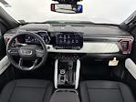 New 2025 GMC Canyon AT4 Crew Cab 4WD Pickup for sale #625376 - photo 38