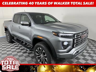 New 2025 GMC Canyon Denali Crew Cab 4WD Pickup for sale #625413 - photo 1