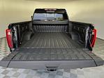 New 2025 GMC Sierra 2500 Denali Ultimate Crew Cab 4WD Pickup for sale #625557 - photo 40