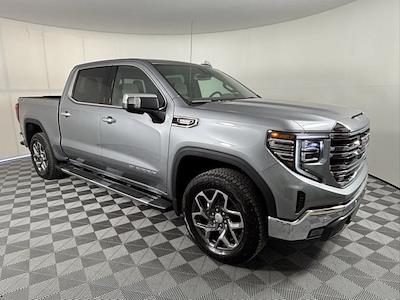 New 2026 GMC Sierra 1500 SLT Crew Cab 4WD Pickup for sale #626084 - photo 1