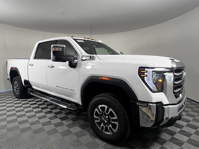 New 2026 GMC Sierra 2500 SLT Crew Cab 4WD Pickup for sale #626201 - photo 1