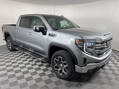 New 2026 GMC Sierra 1500 SLT Crew Cab for sale #626298 - photo 1