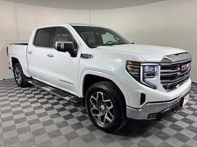 New 2026 GMC Sierra 1500 SLT Crew Cab for sale #626440 - photo 1