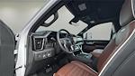 New 2025 GMC Sierra 2500 Denali Ultimate Crew Cab 4WD Pickup for sale #T40525 - photo 8