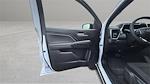 New 2025 GMC Canyon Elevation Crew Cab 4WD Pickup for sale #T42925 - photo 19