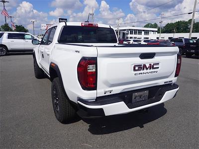 2024 GMC Canyon Crew Cab 4WD, Pickup for sale #T79724 - photo 2