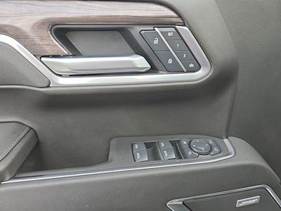New 2025 Chevrolet Silverado 1500 LTZ Crew Cab for sale #1149653 - photo 2