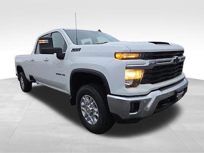 2026 Chevrolet Silverado 3500 Crew Cab 4WD Pickup for sale #1177741 - photo 1