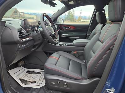 New 2026 Chevrolet Traverse - photo 1