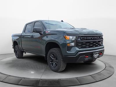 New 2025 Chevrolet Silverado 1500 Custom Crew Cab 4x4 Pickup for sale #1313146 - photo 1