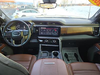 Used 2024 GMC Sierra 2500 Denali Ultimate Crew Cab for sale #4166277 - photo 2