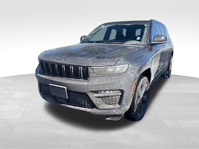 Used 2024 Jeep Grand Cherokee - photo 1