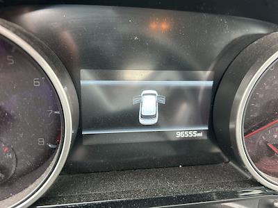 Used 2022 Kia Carnival - photo 1