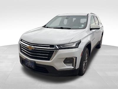 Used 2023 Chevrolet Traverse - photo 1